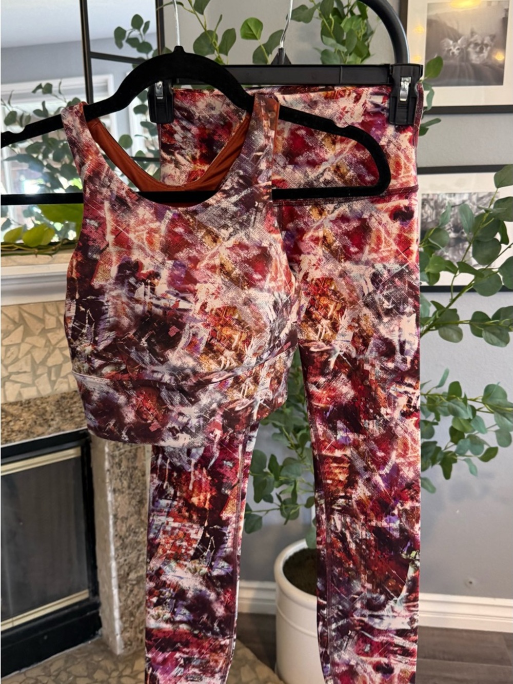 lululemon athletica Abstract Red Multi Active Leggings & Sports Bra Set